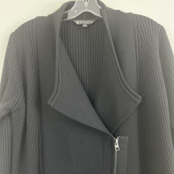 ATHLETA Sentinel Thermolite Sweater Coat in Black Size M - Picture 3 of 9